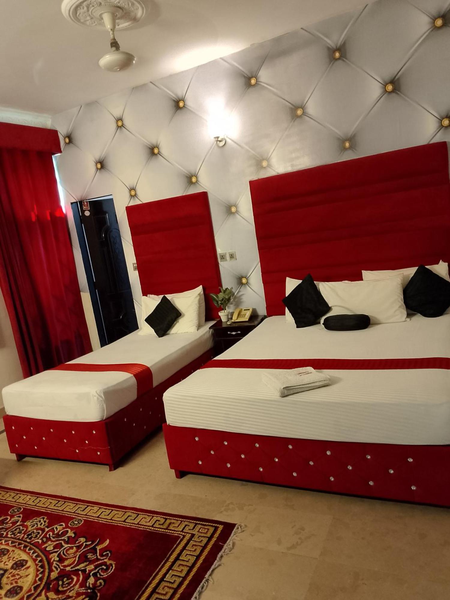 Hotel Royal Grand Lahor Kültér fotó